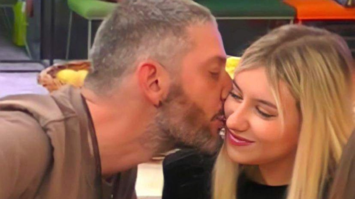 Grande Fratello Vip Edoardo Tavassi E Micol Ai Ferri Corti Scontro