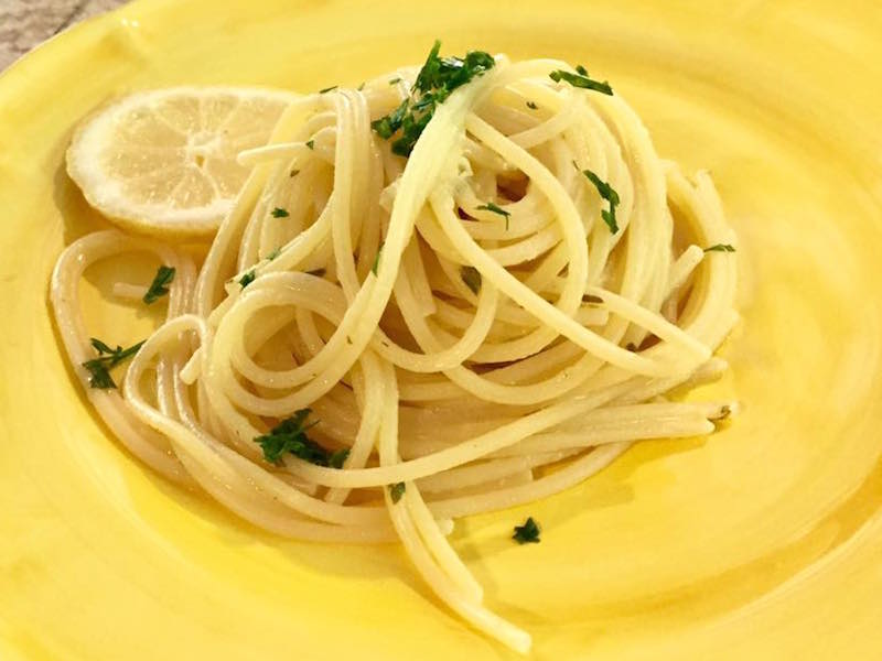 Spaghetti al Limone di Amalfi: la Straordinaria Ricetta Buona e Veloce!