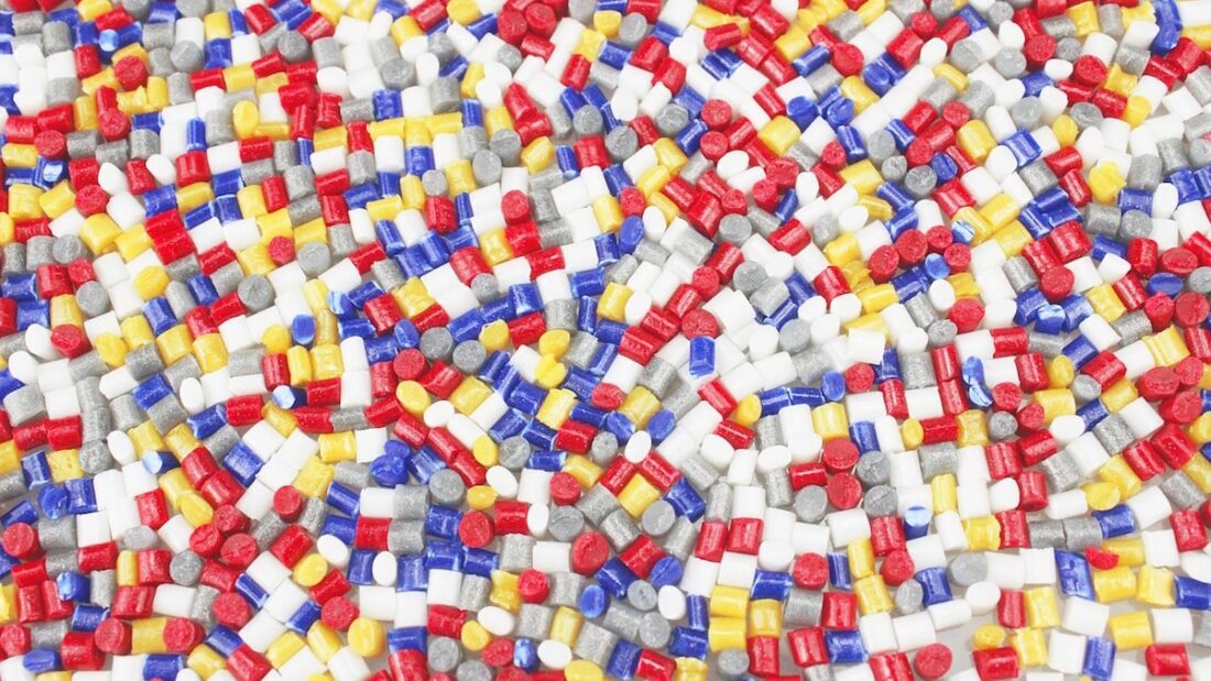 particelle di plastica