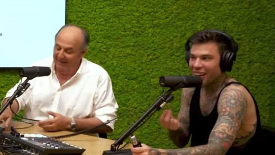 Gerry Scotti umilia Fedez