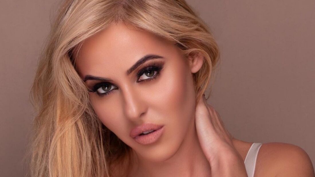 Elena Ballerini, cantante e conduttrice TV