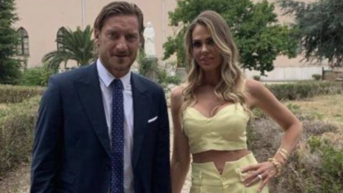 La frecciatina dell'investigatore all'avvocato di Ilary Blasi