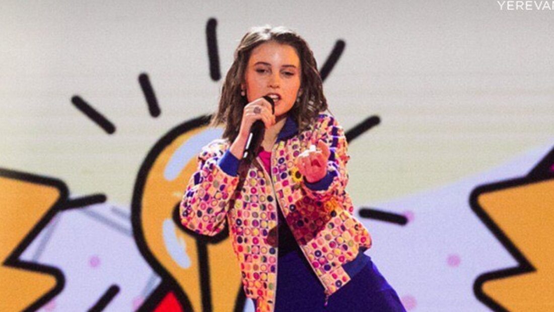 Chanel Dilecta Apolloni, cantante