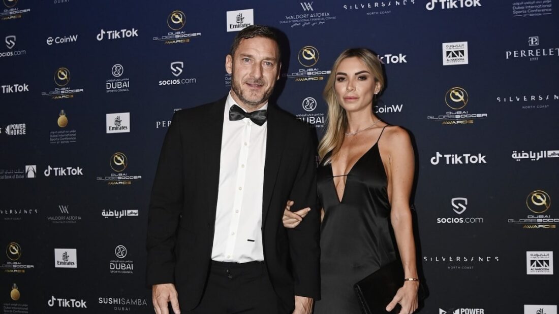 Regali di Francesco Totti a Noemi Bocchi