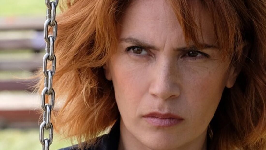 Maya Sansa è Anna Conti in Sei donne - Il mistero di Leila