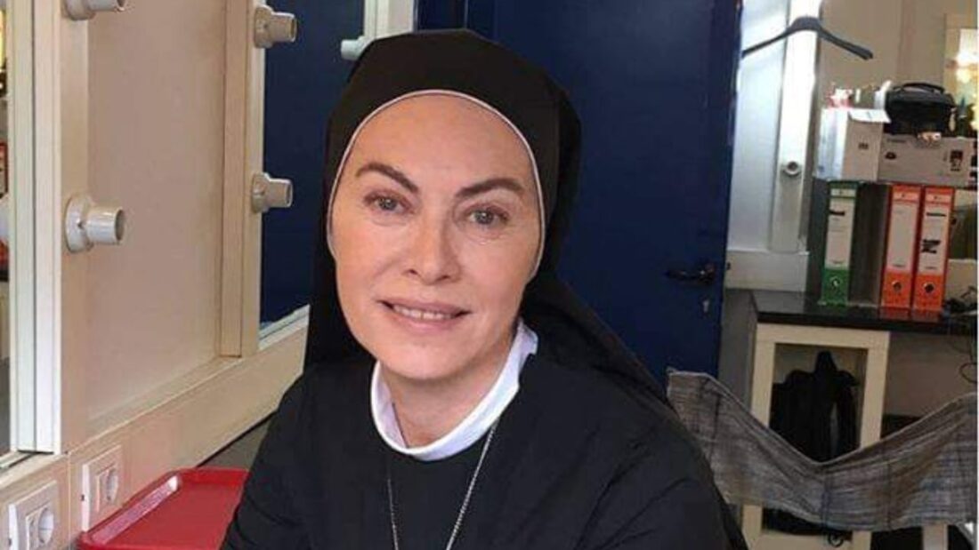 Suor Angela ritorna in Che Dio ci aiuti?