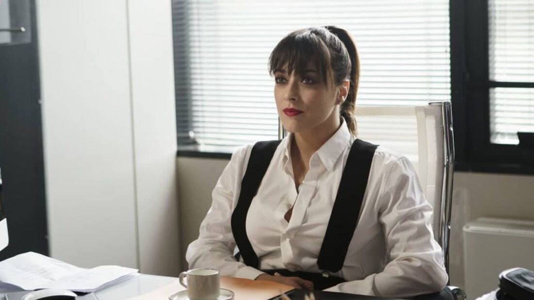 Valentina Lodovini è Giulia in Cambio Tutto