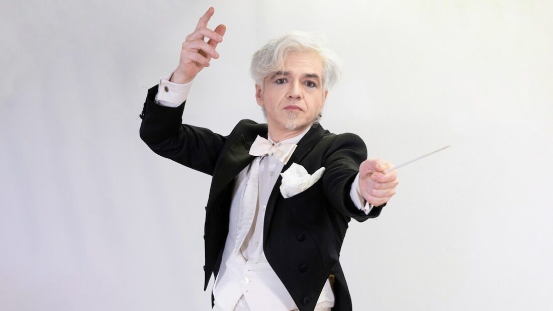 Morgan presenta su Rai 2 il programma StraMorgan