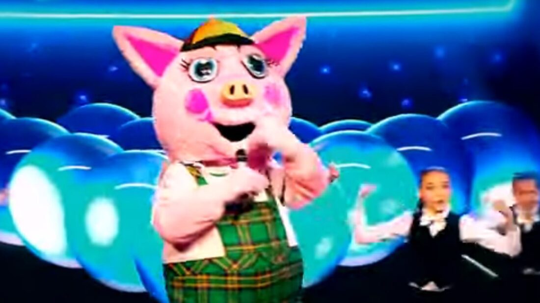 Il Porcellino nel programma Il Cantante Mascherato
