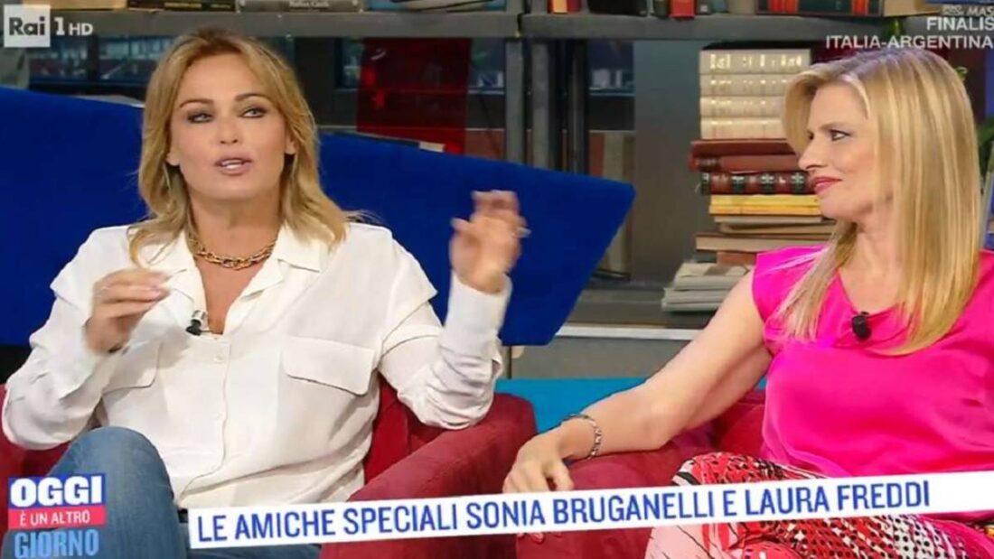 Laura Freddi e Sonia Bruganelli a Oggi è un altro giorno