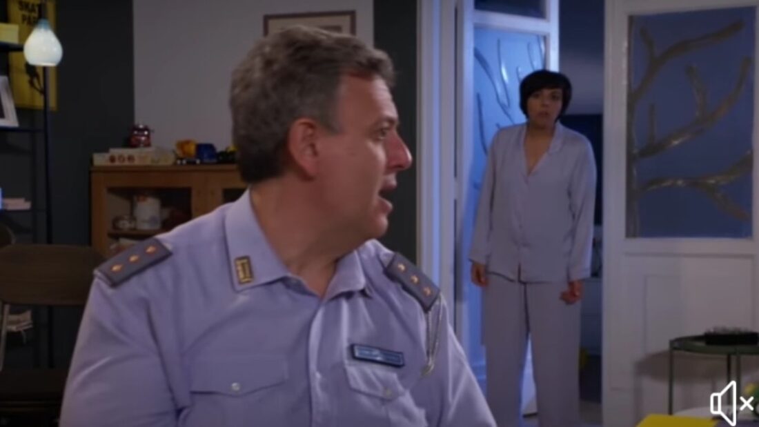 Guido e Mariella discutono su Castrese