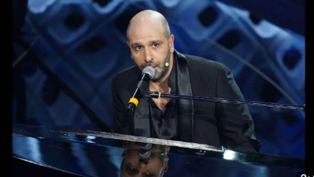 checco zalone laureato