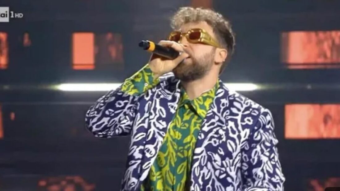 dargen d'amico perchè indossa gli occhiali da sole