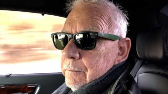 Il cantante Eric Burdon