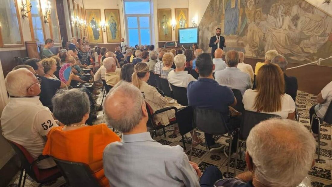 Amalfi incontro cittadini per Galateo del Turista