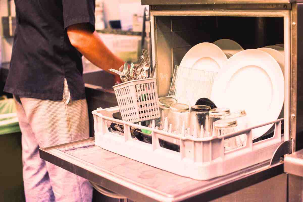 come far raffreddare la lavastoviglie